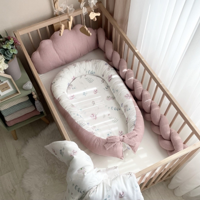 Protectie somn – Baby Nest vafe cu mix de flori- roz pudra (6)